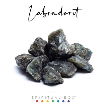 Labradorit – Cristalul Intuiției și Protecției Energetice