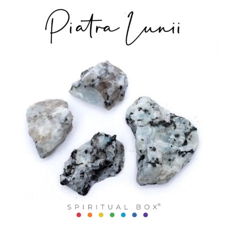 Piatra Lunii – Cristalul Feminității și Intuiției