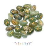 Set Rune Din Aventurin Verde 25 Piese – Cristale Naturale Rulate Gravate